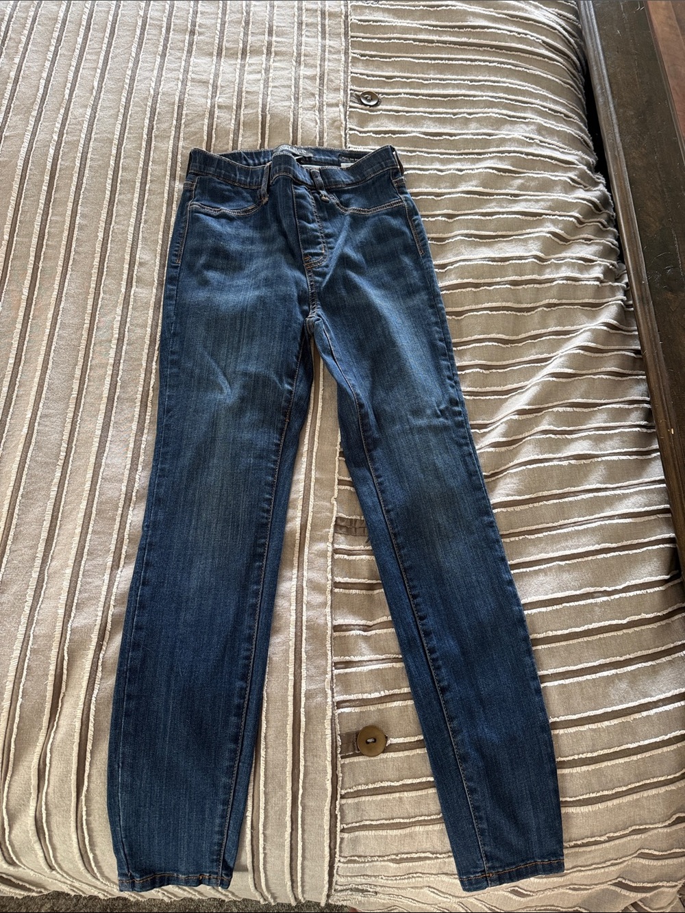 Judy Blue Medium Wash Skinny Jeans